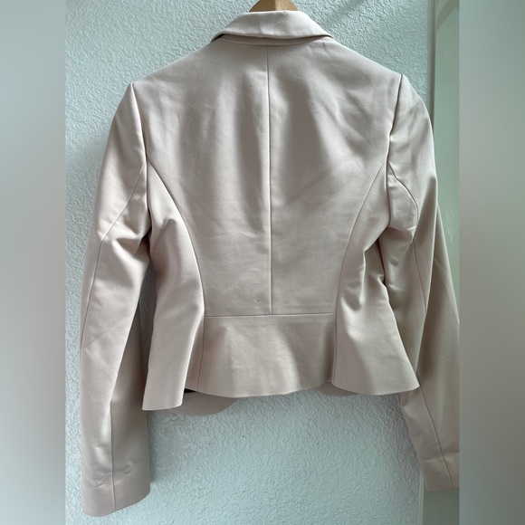Soft pink blazer - Picture 2 of 6